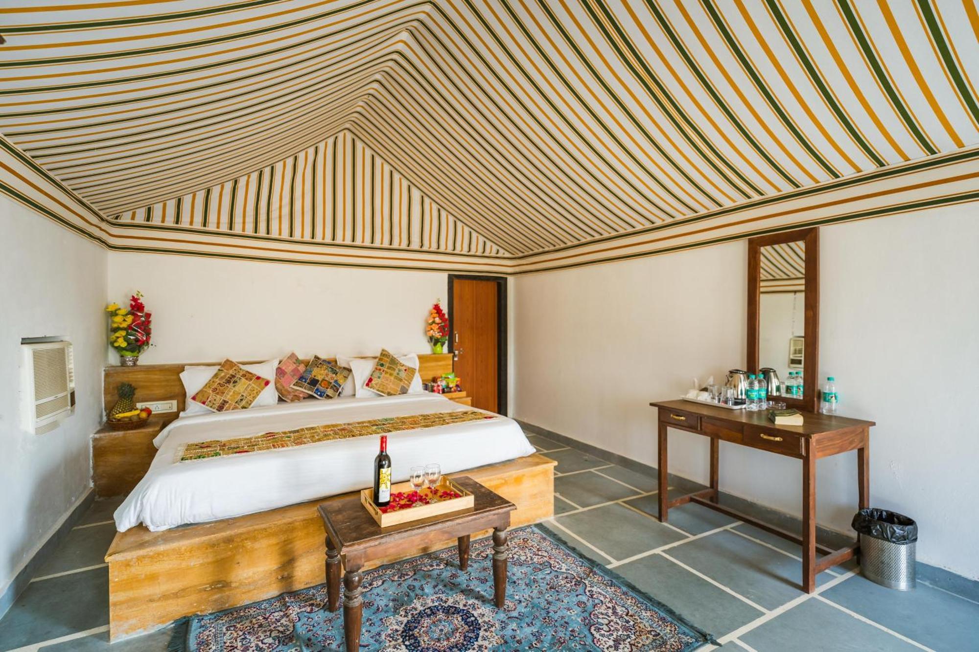 Sky Desert Safari Camp Jaisalmer Eksteriør bilde